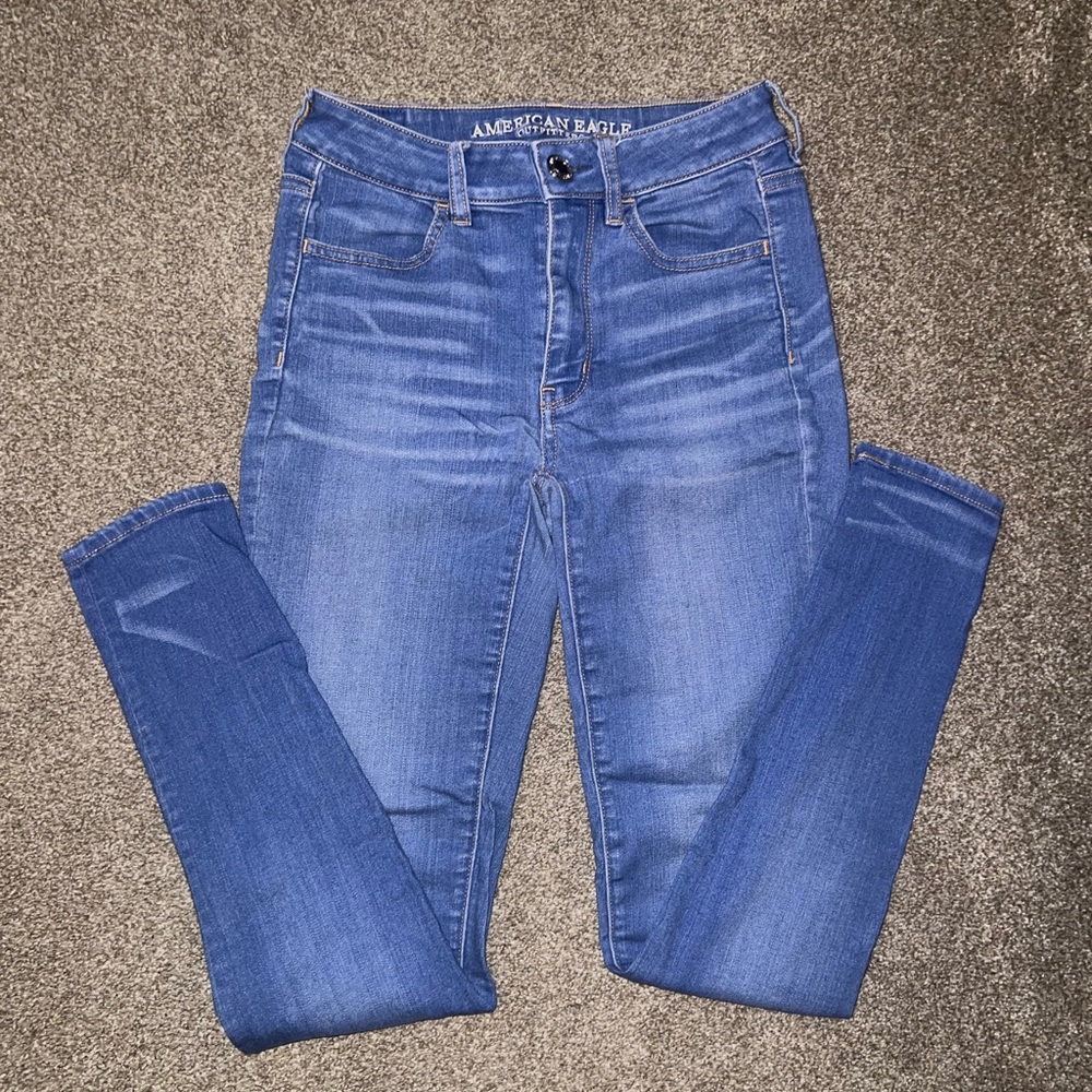 American Eagle Outfitters High Rise Blue Jeans